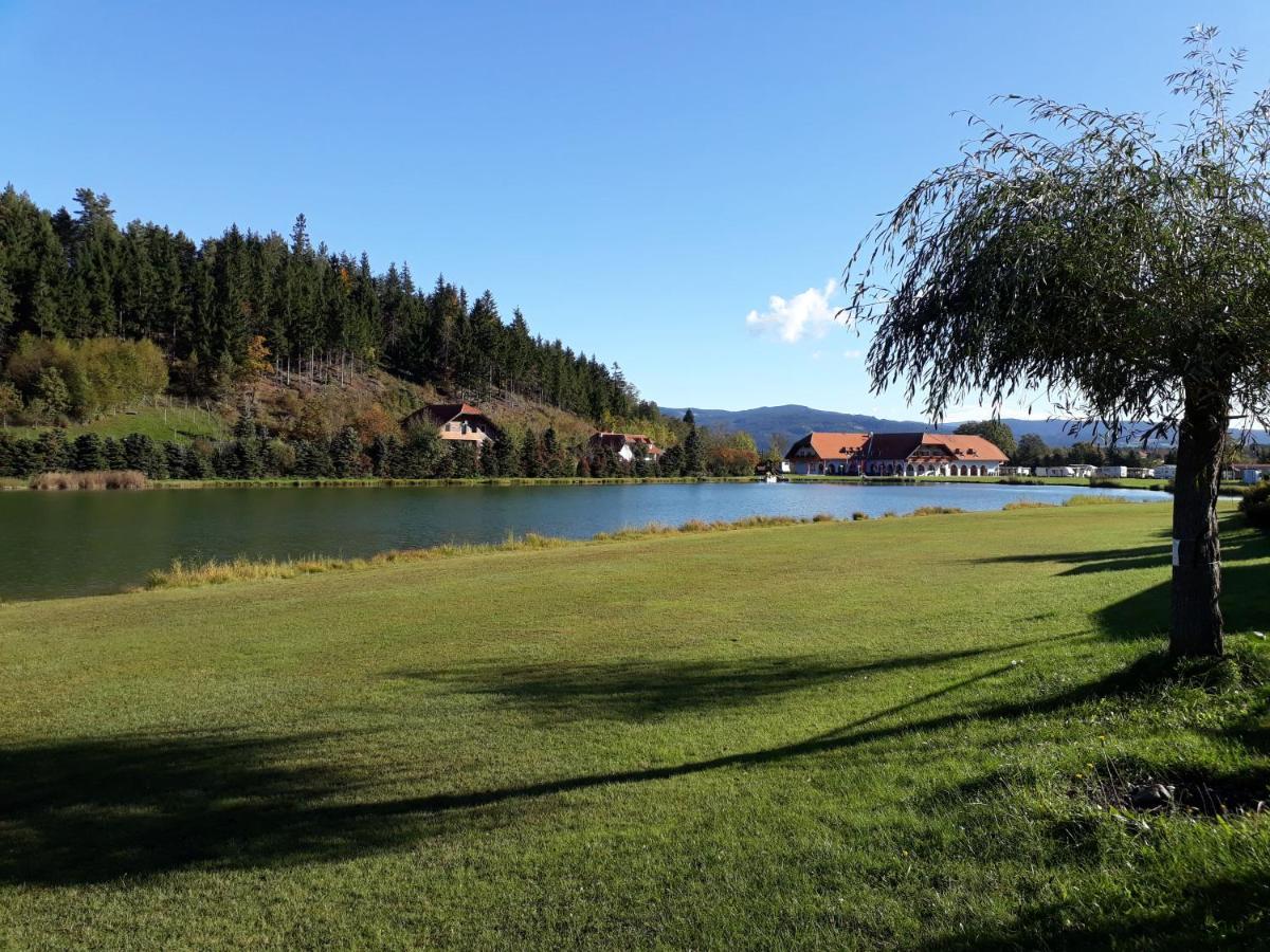 Hotel Lakeside Petzen Glamping Unterlibitsch Exteriér fotografie